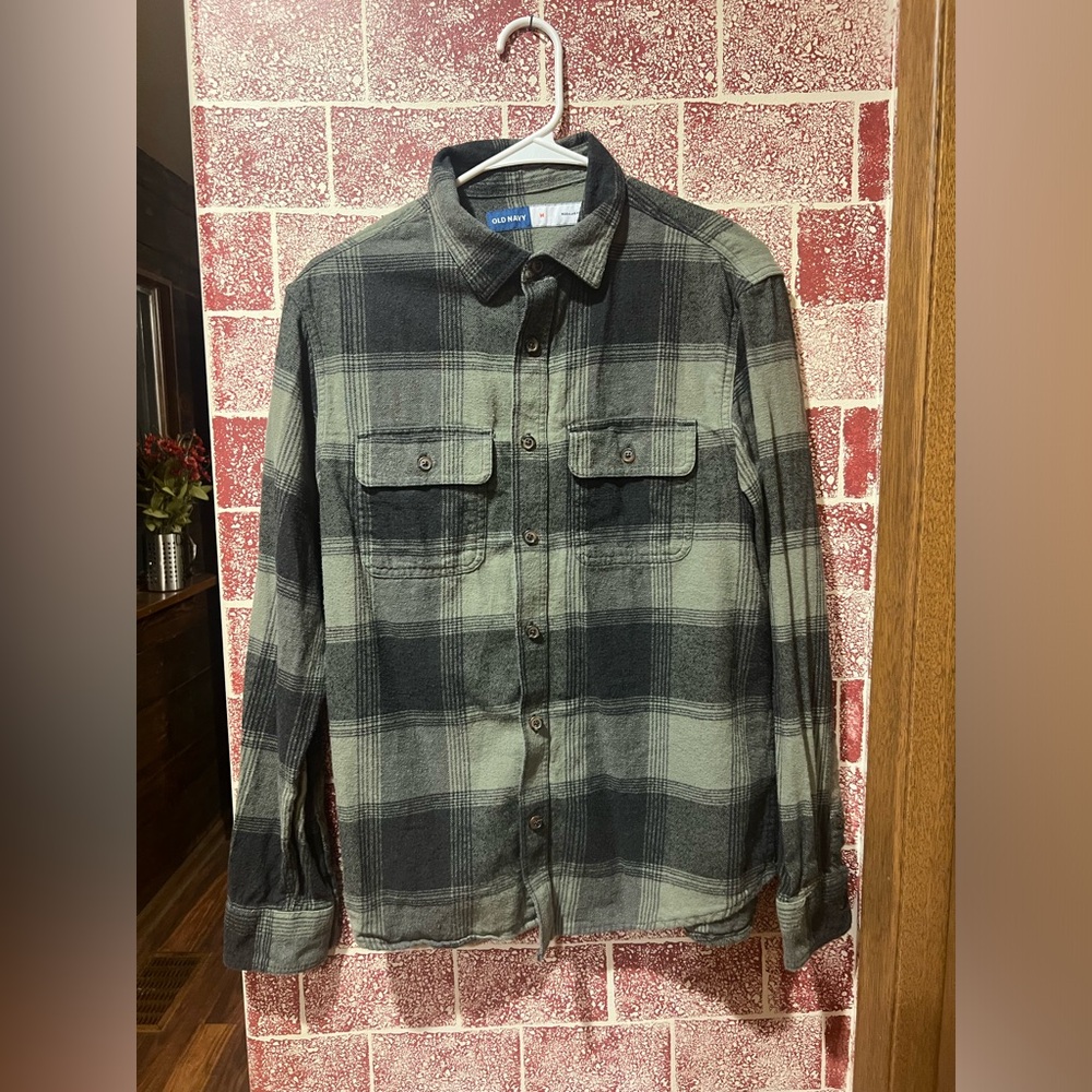 Old Navy Flannel Button Down Shirt